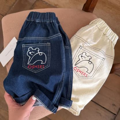 Sommer Shorts für Kleinkind mit Bärenprint und Slogan - image 4
