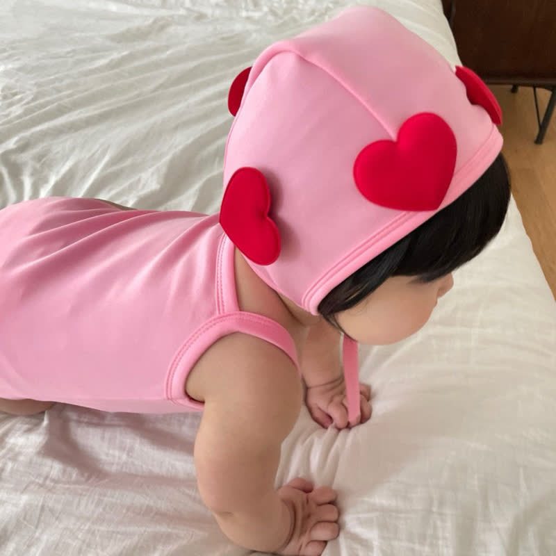 Baby Badeanzug mit Herz und Hut - image 13