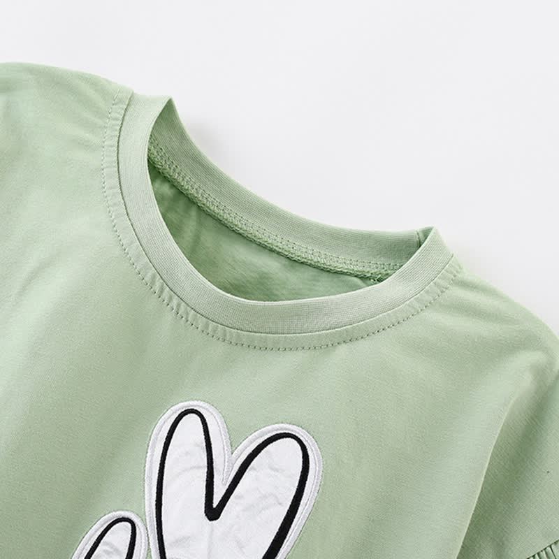 LOVELY grünes T-Stück -Shirt mit Herz und Rüschenärmeln für Kleinkind - image 2