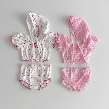 Baby Punkt/ Plaid Rüschen- Badeanzug Set mit Hut - image 1