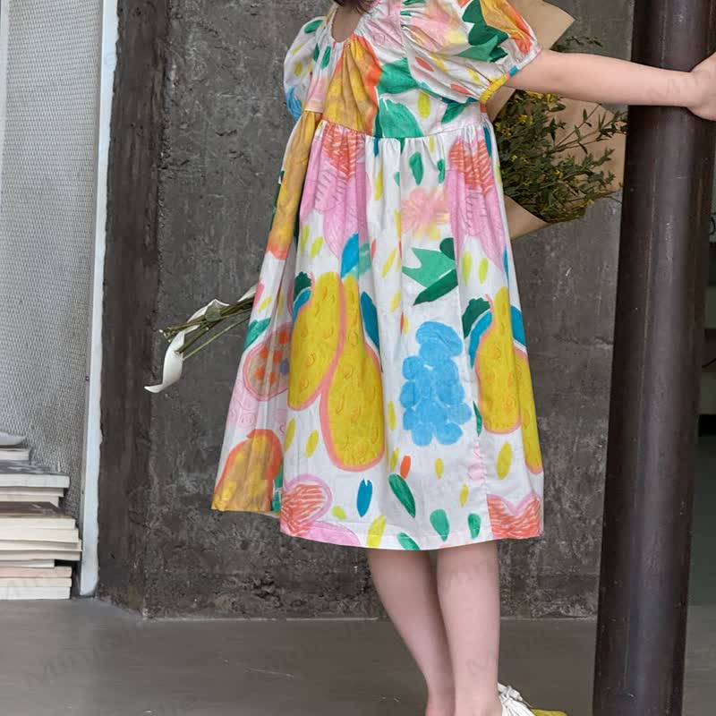 Kleid für Kleinkind Mädchen mit Blumen und Puffärmeln - image 2