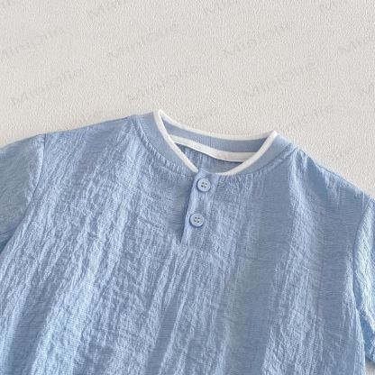 Atmungsaktives Baby Set aus T-Stück und Shorts in Einfarbig - image 4