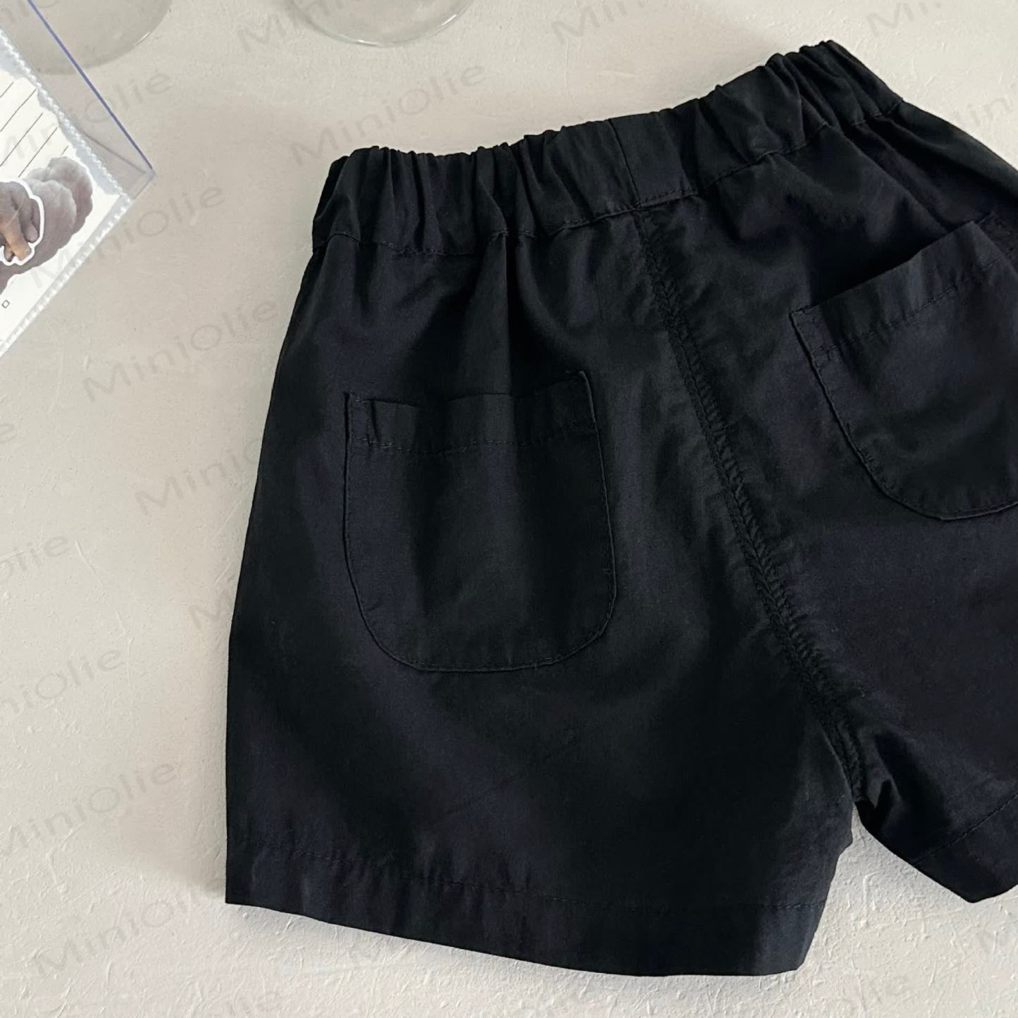 Baby Mädchen Set: Tanktop mit Peter-Pan- Punktmuster und Schwarz Shorts - image 5