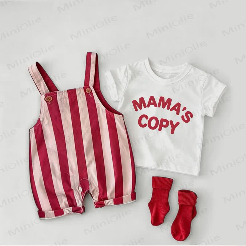 MAMA'S COPY Baby Overalls mit roten Streifen und weißem T-Stück , 2-teiliges Set - Weiß & Rot - 2-3J - image 1