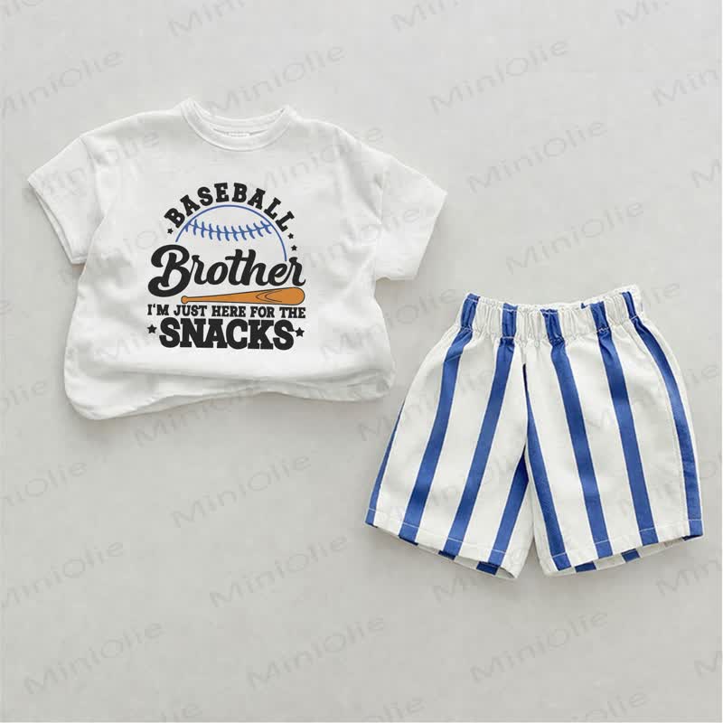 BASEBALL BROTHER I'M JUST HERE FOR THE SNACKS! Baby , vertikal Streifen 2-teiliges Shorts Set - Weiß & Blau - 2-3J - image 1