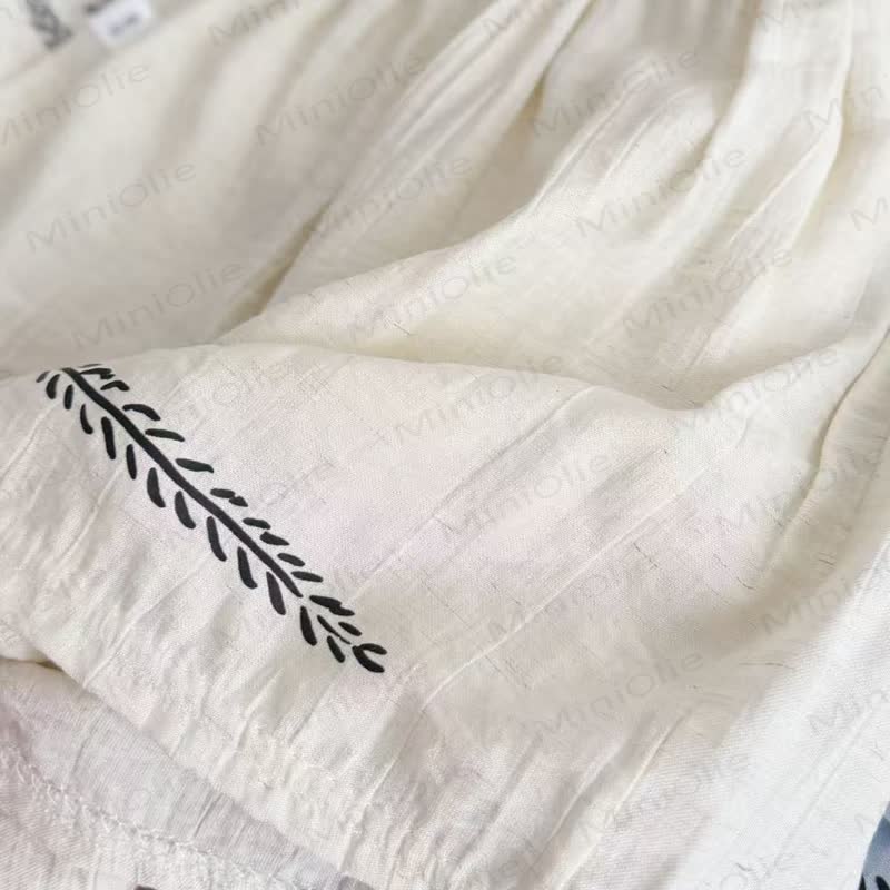 Zweiteiliges Set aus ärmellosem Tanktop und Shorts mit Hundeprint für Baby und Kind . - image 4