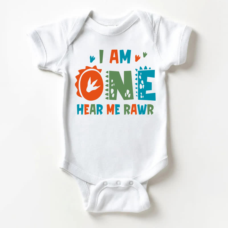 I AM ONE HEAR ME RAWR Baby Slogan, weißer Bodysuit - Weiß - 18-24M - image 1