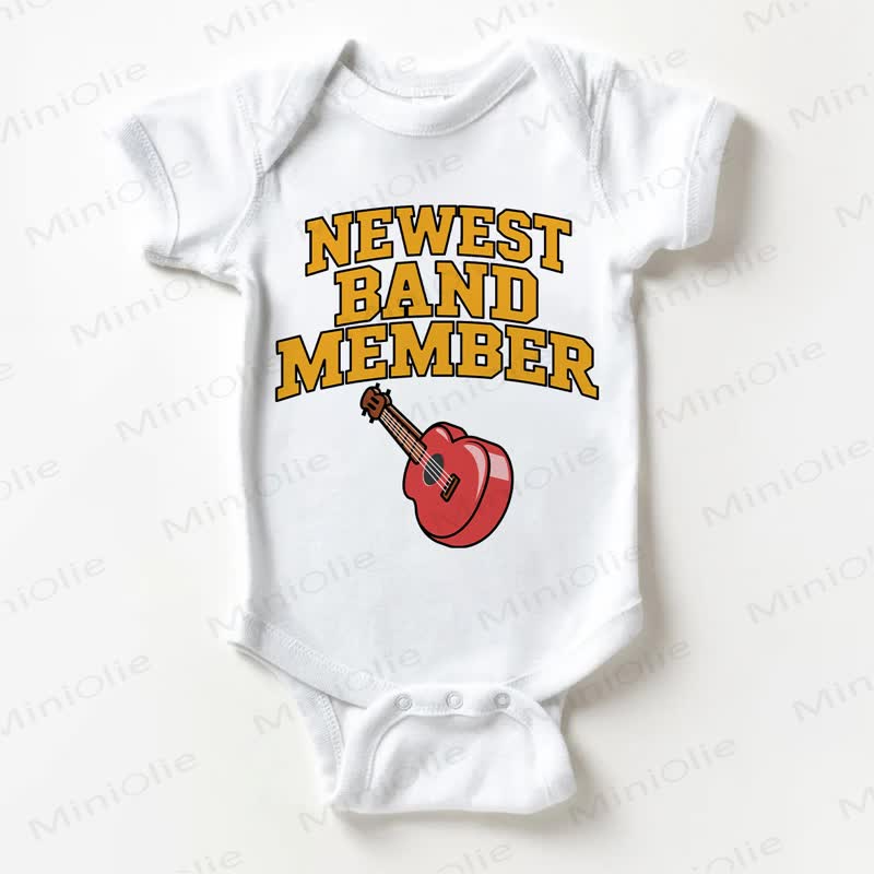 NEWEST BAND MEMBER Baby Slogan Weißer Bodysuit - Weiß - 18-24M - image 1