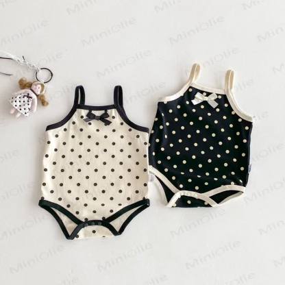 Bodysuit Baby mit Punktmuster und Schleife - image 1