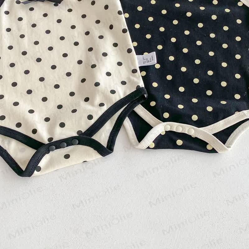 Bodysuit Baby mit Punktmuster und Schleife - image 6