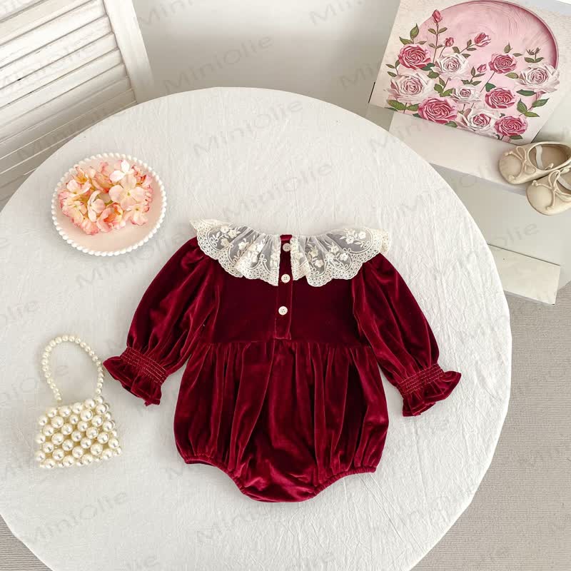 Baby Bodysuit aus Samt mit Lace - image 6