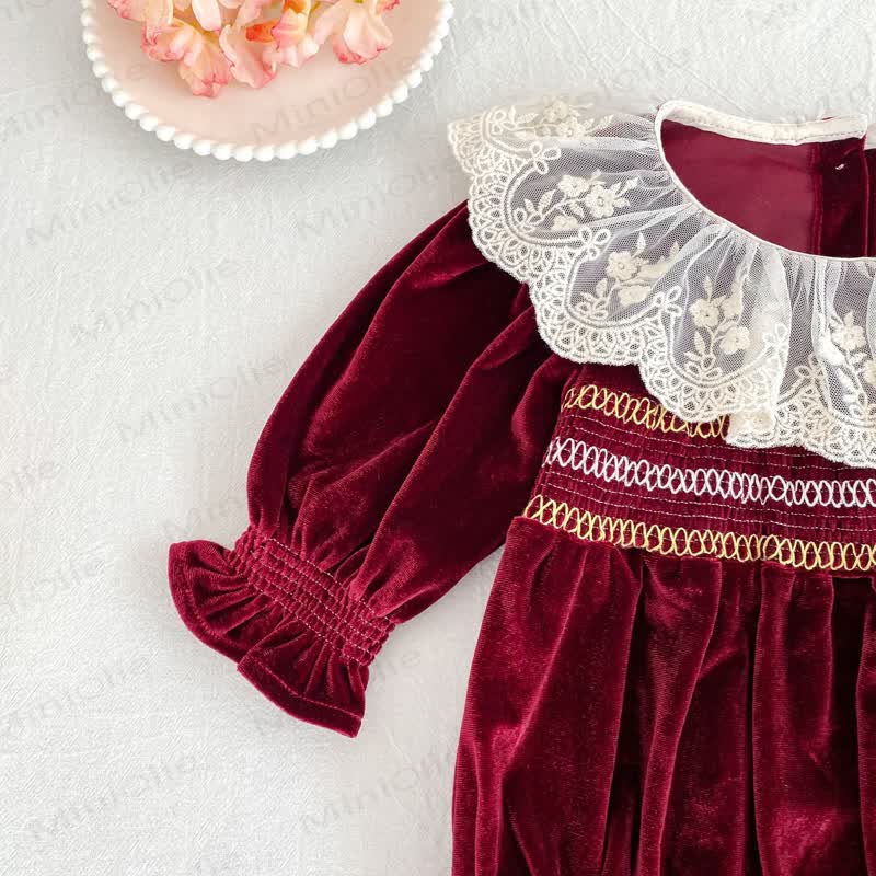 Baby Bodysuit aus Samt mit Lace - image 9