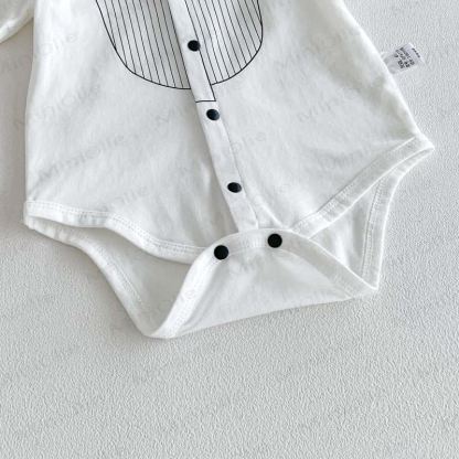 Baby Bodysuit mit Smoking-Print und kurzen Ärmeln - image 8