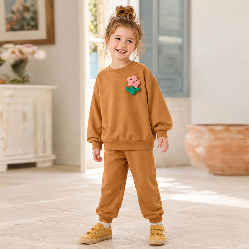 2-teiliges Set aus Sweatshirt und Jogginghose mit Cartoon-Applikationen für Kleinkind-Mädchen - image 1