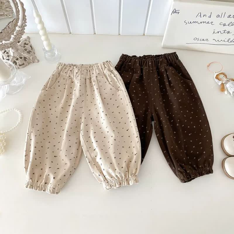 Baby Kleinkind-Mädchen mit Blumen und Hose - image 1
