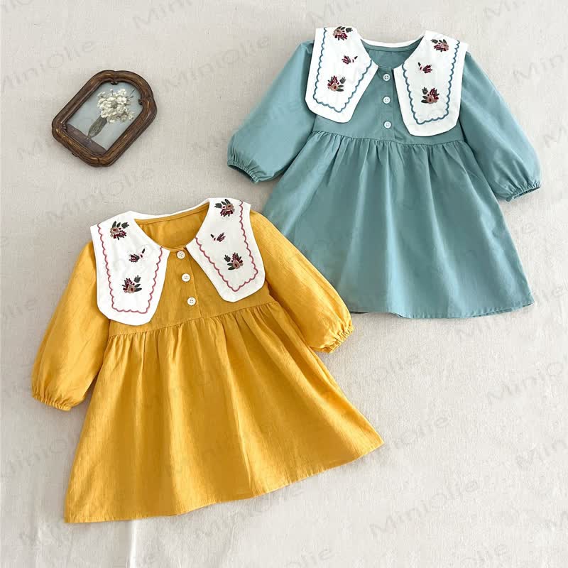 Vintage- Kleid für kleine Mädchen mit Gestickt Kragen und langen Ärmeln - image 2