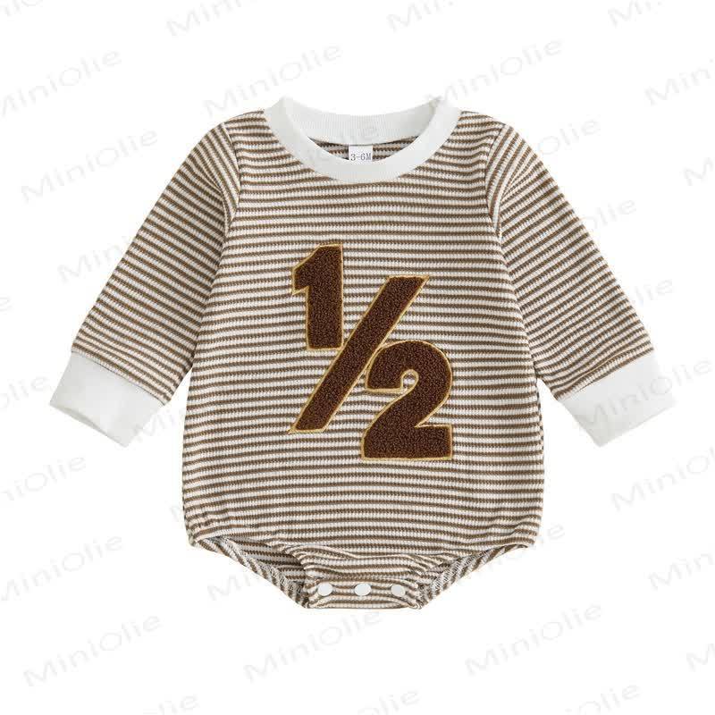 1/2 Baby Bodysuit mit Streifen und Zahlen - Khaki - 6-12M - image 4