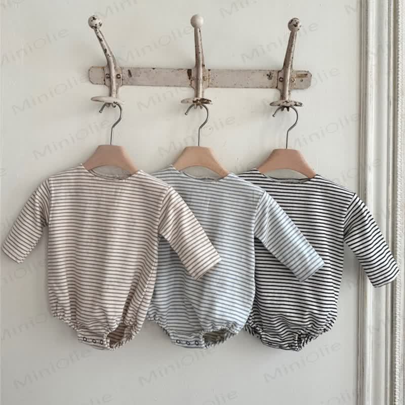 Baby Bodysuit mit Streifen und langen Ärmeln - image 1