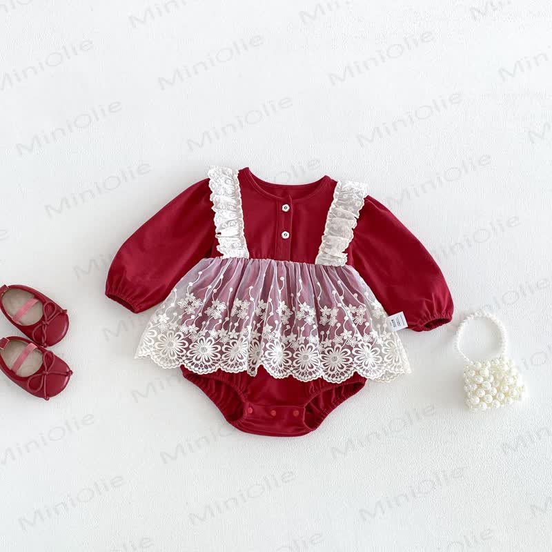 Baby Bodysuit mit rotem Lace und Tüllrock - image 4