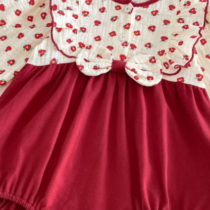Baby Bodysuit in Rot mit Blumen und Rüschenkragen - image 8