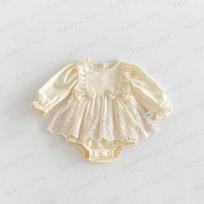 Baby Bodysuit mit Vintage - Spitzenbesatz  - image 5