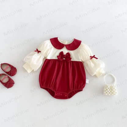 Baby mit Schleife und Peter-Pan-Kragen - image 2