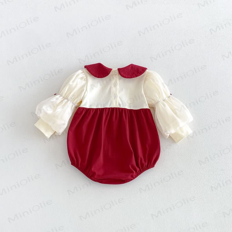 Baby mit Schleife und Peter-Pan-Kragen - image 6