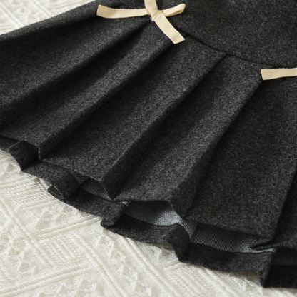 Zweiteiliges Set für Kleinkind : Graue Stricken mit Schleife und Rock - image 8