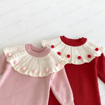 Baby Stricken mit Rüschenkragen und Strampler Hut - image 9