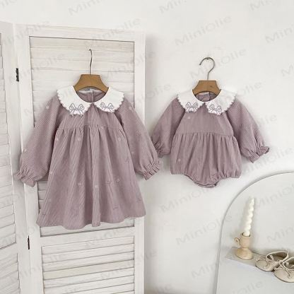 Kleid und Bodysuit für Baby mit Peter-Pan-Kragen - image 2