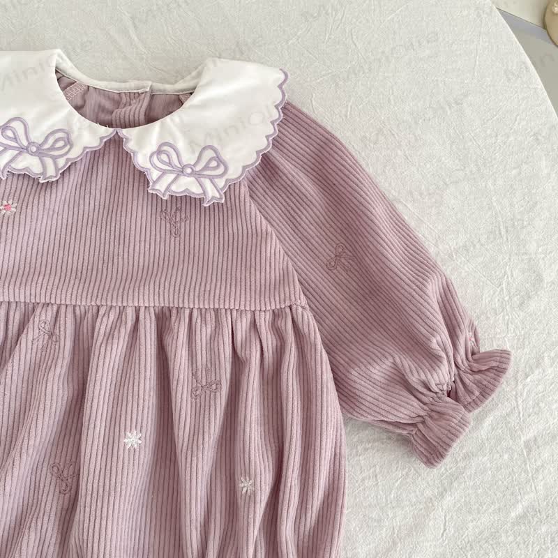 Kleid und Bodysuit für Baby mit Peter-Pan-Kragen - image 9