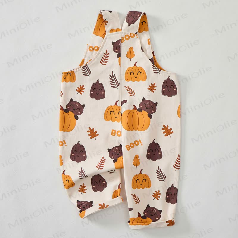  BOO! Baby Kleinkind mit Kürbis und Overalls - image 3