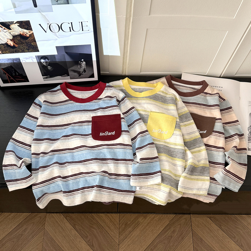 Langarm-T-Shirt mit Kontrastkragen und Streifen für Kleinkind - image 1