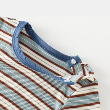 Zweiteiliges Set aus Blau Streifen T-Stück und Denim Overalls für Baby und Kleinkind - image 4