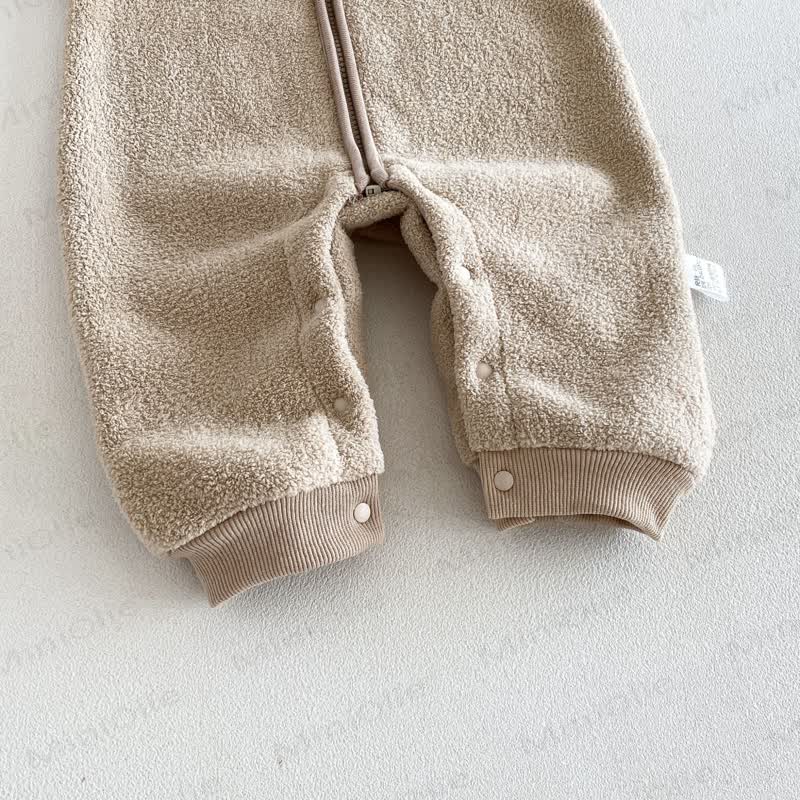 Baby Sherpa- Hase mit Hasenohren, Kapuze und Strampler vorne - image 19