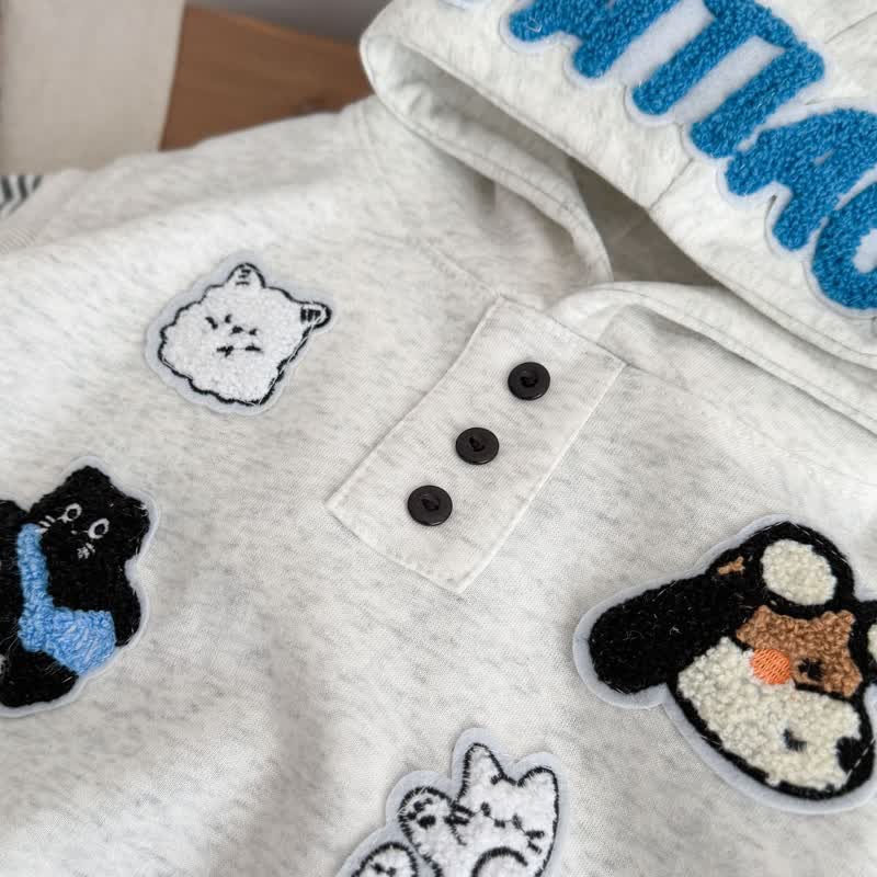 3-teiliges Set aus grauem Hoodie und Jogginghose mit Tiermotiven für Kleinkind - image 4