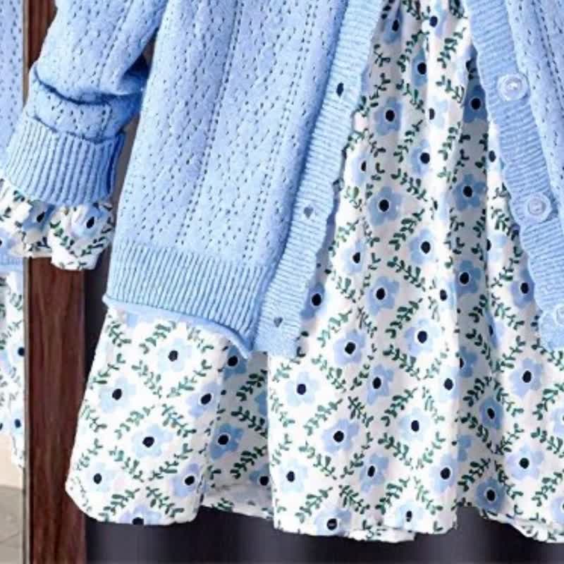 Zweiteiliges Set aus Blau Blumen und Strickjacke für Kleinkind - image 4