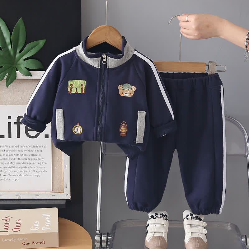 2-teiliges Set aus Baby Bär Jacke mit Bärenaufnäher und Jogginghose - Marineblau - 4-5J - image 3