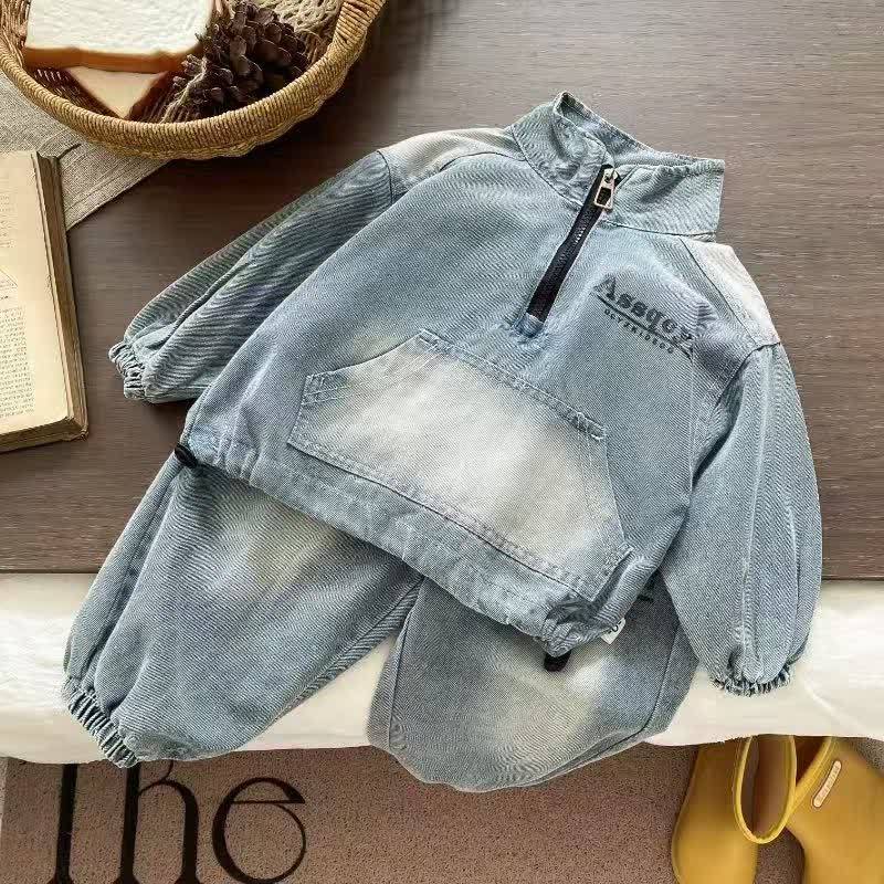 Zweiteiliges Set aus Blau Denim Spitze mit halbem Reißverschluss und Hose für Kleinkind ( Jungen) - Blau - 6-7J - image 1
