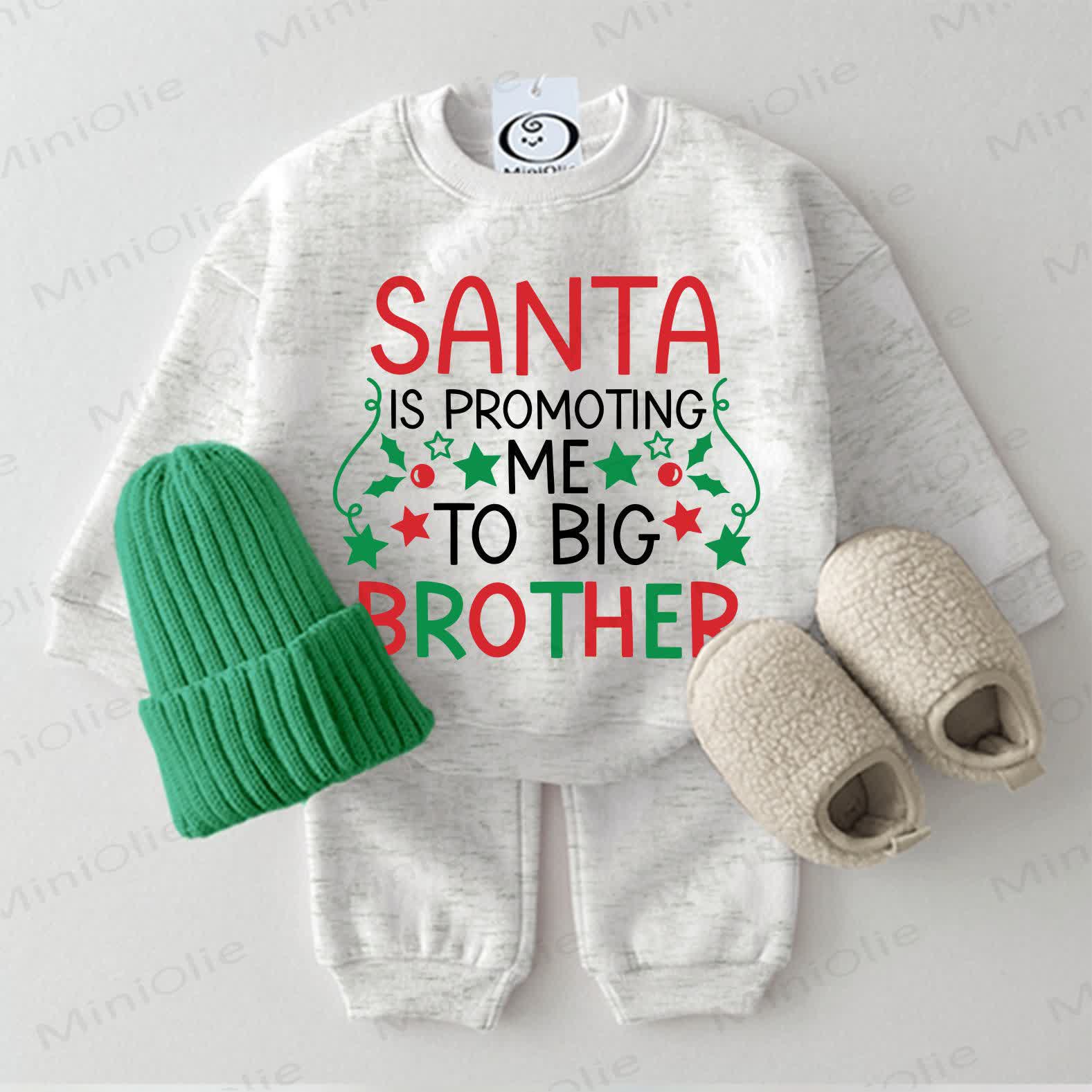 Der SANTA IS PROMOTING ME TO BIG BROTHER – Baby Weihnachten Sweatshirt Set in Hellgrau, 2-teilig - Hellgrau - 2-3J - image 1