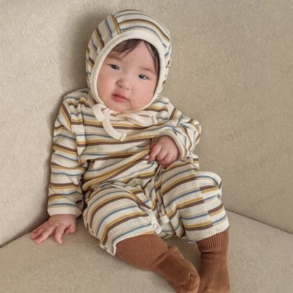 Streifen Baby Strampler mit passender Mütze oder Strampler oder Mütze - image 1
