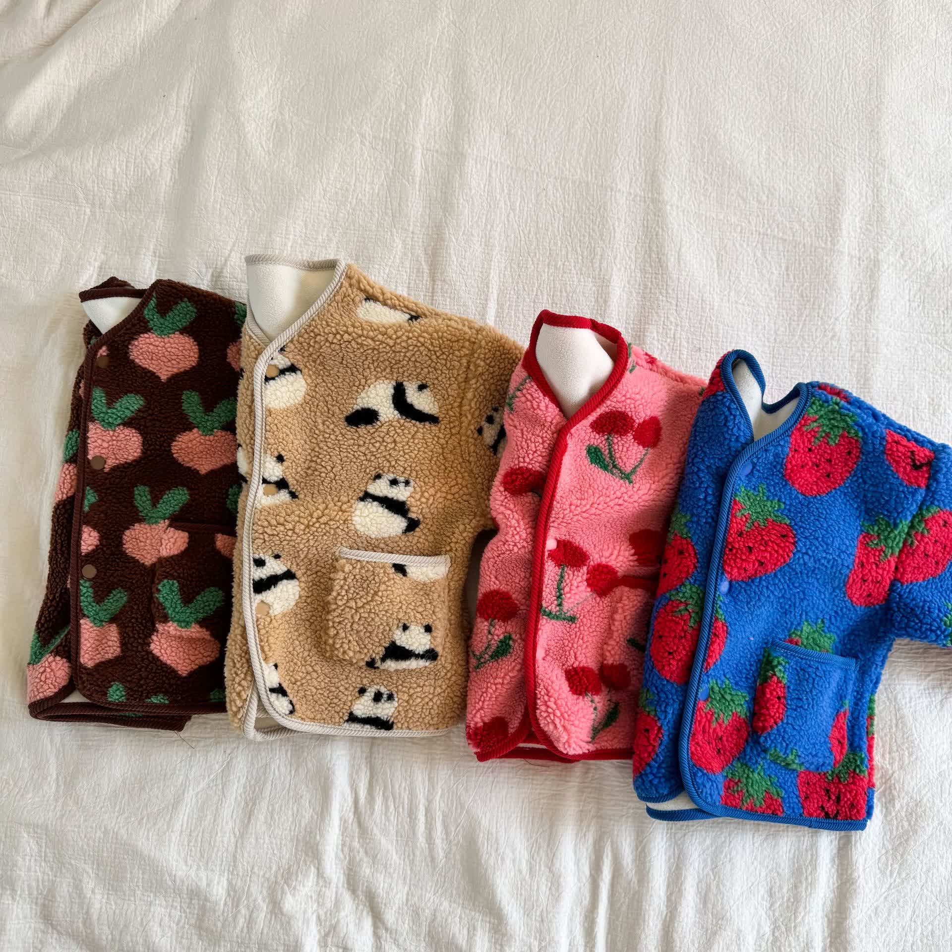 Kuschelige Sherpa- Vlies mit Print für Kleinkind - image 2