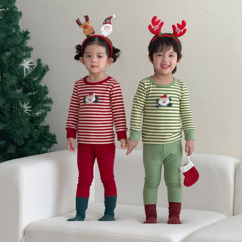 Kleinkind -Loungewear Set mit Weihnachtsmann-Streifen und langen Ärmeln - image 1