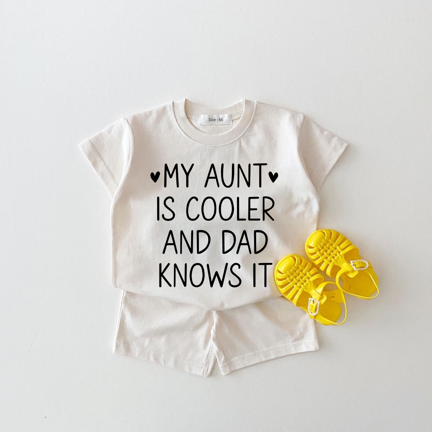 MY AUNT IS COOLER AND DAD KNOWS IT Baby Set aus weißem T-Stück und Shorts , 2-teilig - Weiß - 18-24M - image 1