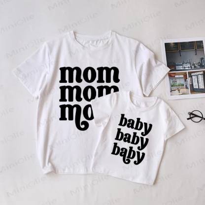 MOM/ BABY Weißes Familien Passende Baby -Shirt - image 1
