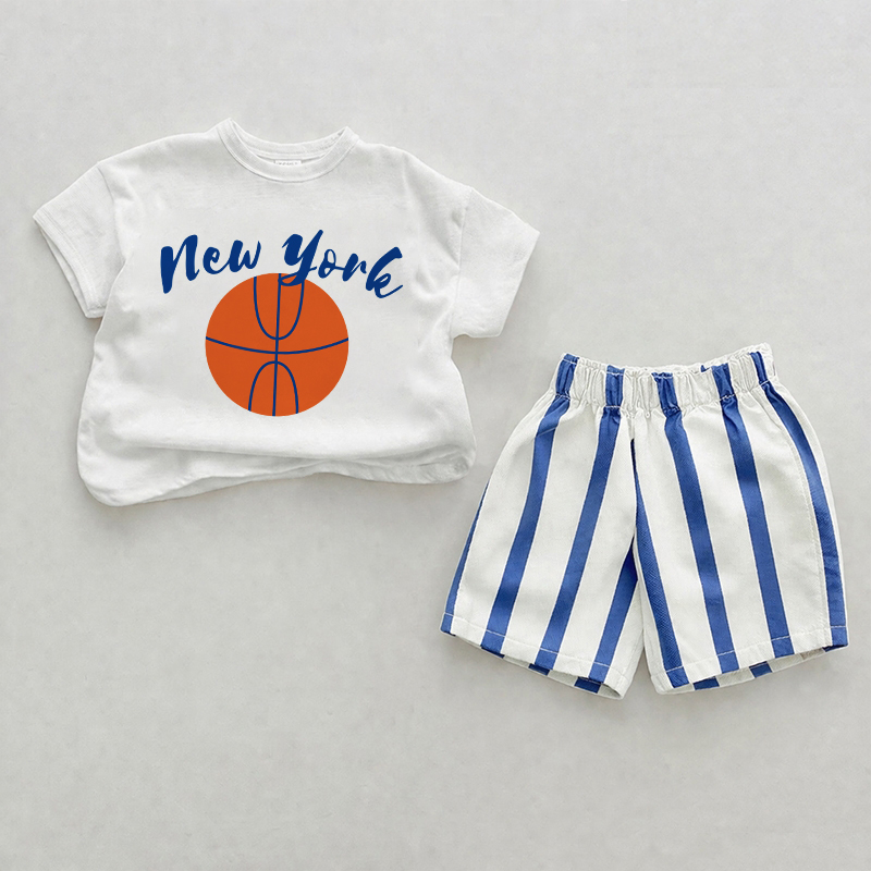NEW YORK Baby Basketball- Shorts Set mit vertikalen Streifen , 2-teilig - Weiß & Blau - 2-3J - image 1