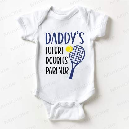DADDY'S FUTURE DOUBLES PARTNER Baby Bodysuit in Weiß - Weiß - 18-24M - image 1