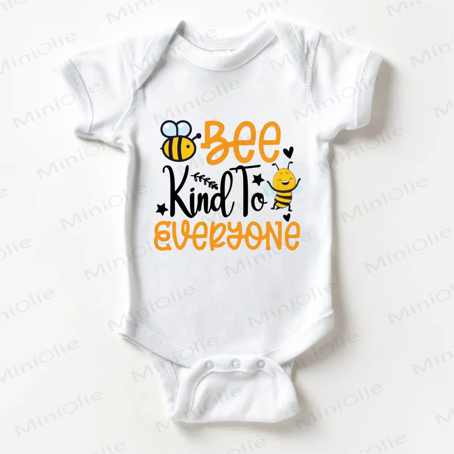 BEE KIND TO EVERYONE Baby Bodysuit mit Biene , weiß - Weiß - 18-24M - image 1