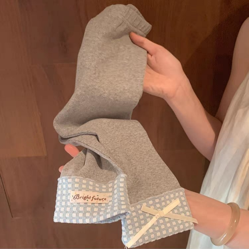 2-teiliges Set für Kleinkind- Bär : Spitze und Leggings mit Bärenmotiv und Schleife im Peter-Pan-Kragen. - image 6