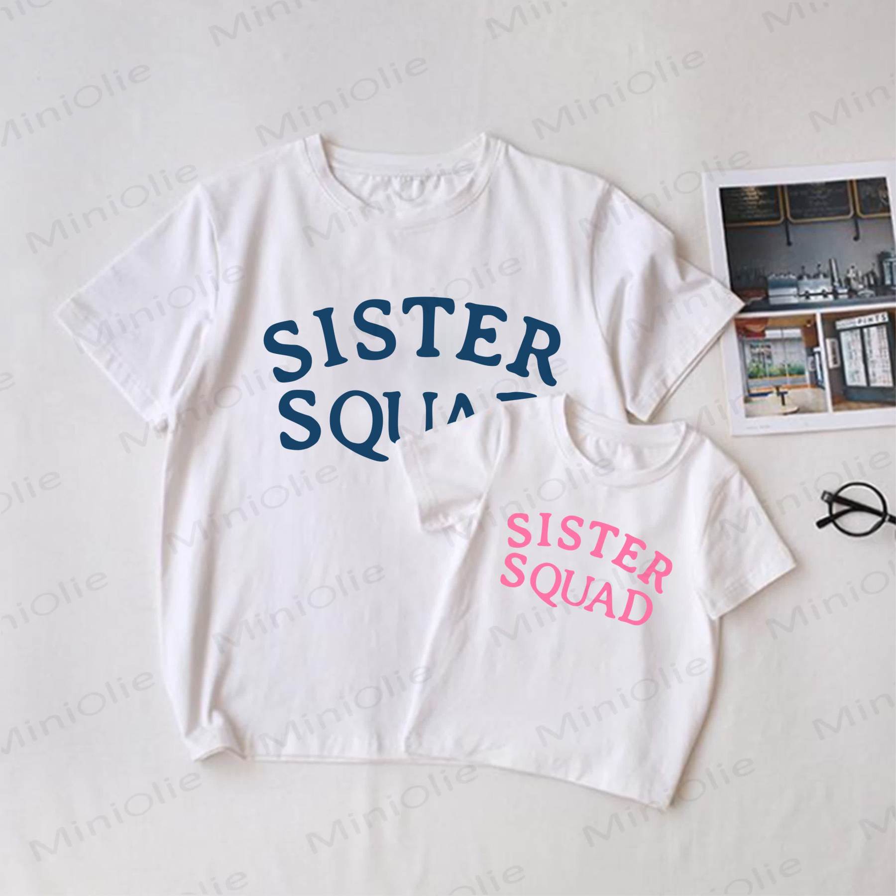 SISTER SQUAD Weißes Familien Passende -T-Shirt - Weiß - T-Shirt für Erwachsene: XL - image 1